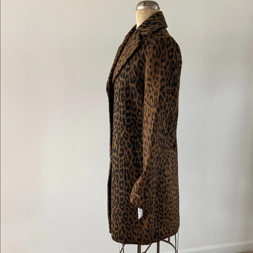 Tahari -Long Sleeve Notch Collar Button Down Dk Brown Leopard Print Long Coat - Picture 8 of 10